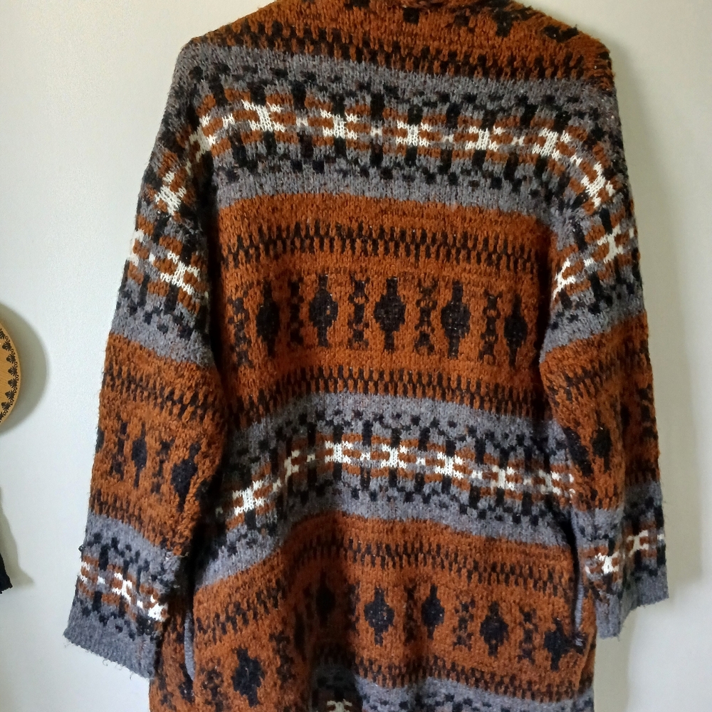 Aztec Style Acrylic Open Cardigan With Pockets - Picture 12 of 14